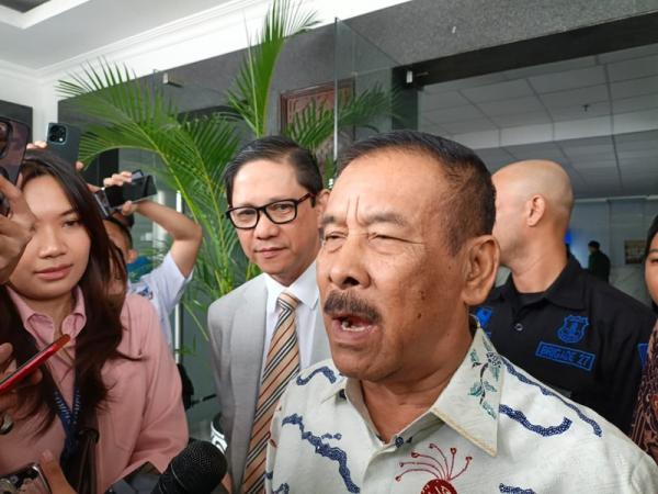 Usai Ikat Tiga Pemain, Persib Bidik Mariano Peralta dan Bintang Timnas Ragnar Oratmangoen?