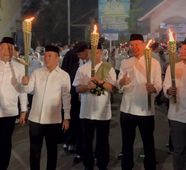 Sambut 1 Muharram 1448 H, Pemkab Karawang Gelar Pawai Obor dan Santuni Anak Yatim