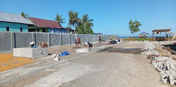 Upah Tertunggak, Pekerja Proyek Kampung Nelayan Barru Minta Kejelasan