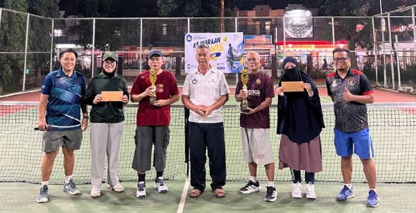 Dukung Program Kampus Sehat, FIKES UNSIKA Gelar Turnamen Tenis Antar Pegawai