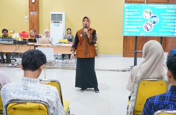 Wabup Bojonegoro Paparkan Strategi Pengentasan Kemiskinan kepada Peserta KKN Unigoro