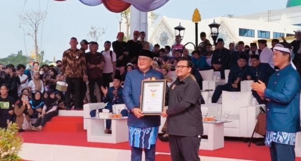 Helaran Mapag Pajajaran Anyar, Cetak Rekor Muri 2000 Pemain Karinding
