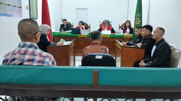 Mantan Wali Nagari Ungkap Modus Dugaan Pelepasan Hak Tanah Adat Kapeh Panji di Persidangan