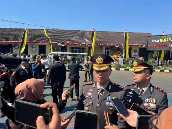 HUT Ke-80 Polri, Polres Cimahi Gelar Aksi Pengamanan dan Simulasi Penanganan Aksi Tawuran