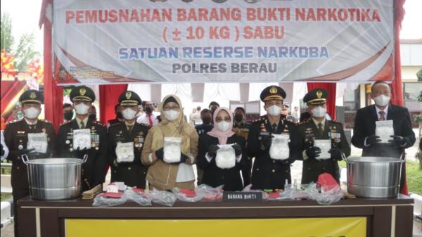 Polres Berau Musnahkan 10 Kg Sabu, Selamatkan 100.000 Jiwa dari Bahaya Narkoba