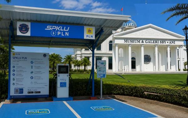 Dukung Kunjungan Wisata Museum SBY-ANI, PLN Ponorogo Bangun Charger Kendaraan Listrik