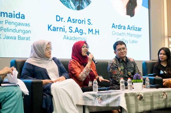 Ratusan Mahasiswa di Bandung Dibekali Literasi Keuangan, Waspadai Doom Spending dan FOMO