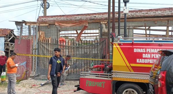 Ledakan Dahsyat Hancurkan Toko Material di Purwakarta, 1 Tewas, 4 Rumah dan Masjid Rusak