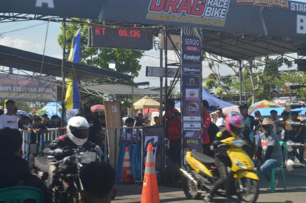 700 Pembalap Motor Meriahkan Hari Kedua Drag Race HUT Bhayangkara di Pringsewu