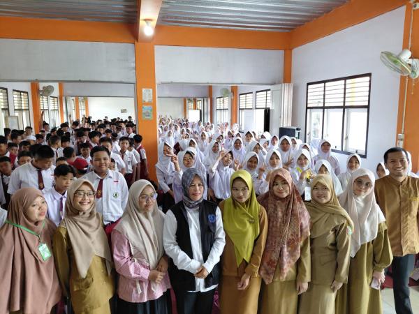 Cegah Perundungan Sejak Dini, Komnas Perlindungan Anak Isi MPLS di SMP Muhammadiyah 1 Gadingrejo
