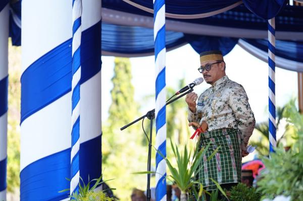 HUT Ke-486 Mamuju, Gubernur SDK Apresiasi Kemajuan Ekonomi dan Penurunan Kemiskinan