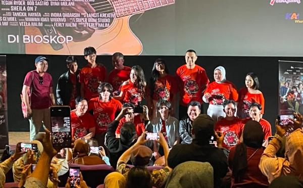 Takkan Kubiarkan Kau Menangis, Film Keluarga yang Sentuh Luka Ibu dan Anak lewat Musik