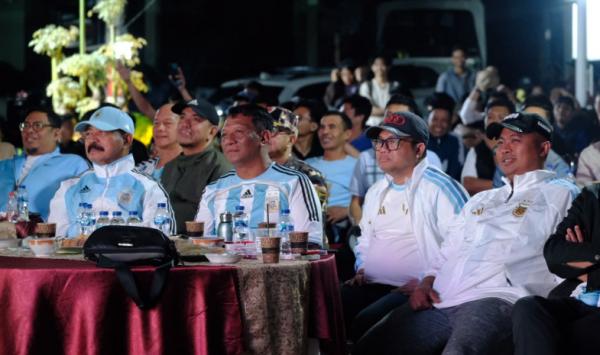 Turnamen Domino hingga Doorprize Semarakkan Nobar Piala Dunia 2026 di Makodim Gowa