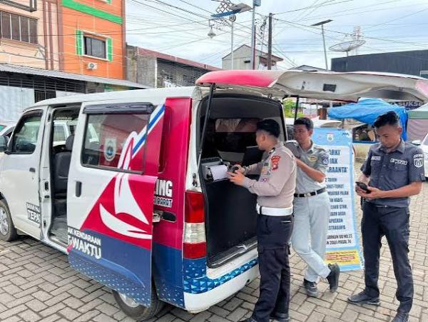 Pemprov Sulbar Himpun Rp19,5 Juta dari Samsat Keliling di Mamuju Tengah dalam Sehari