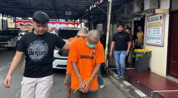 Manfaatkan Aplikasi Belanja Online, Petani Asal Malunda Nekat Edarkan Ratusan Pil Koplo di Mamuju