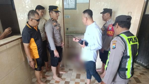 Pedagang Keliling Asal Blora Ditemukan Meninggal di Kamar Mandi Masjid di Bojonegoro