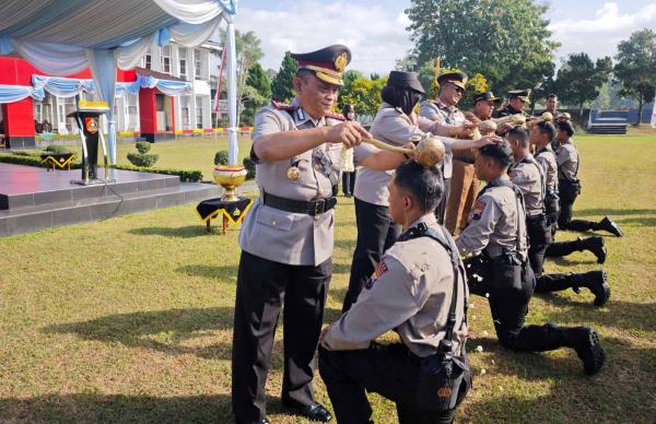 Ratusan Siswa Bintara Mulai Pendidikan di SPN Purwokerto, Ada Prosesi Siraman 