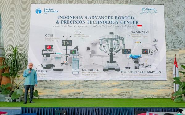 Era Baru Bedah Robotik, Presisi dan Minim Sayatan Mulai Dioperasikan di Tangerang