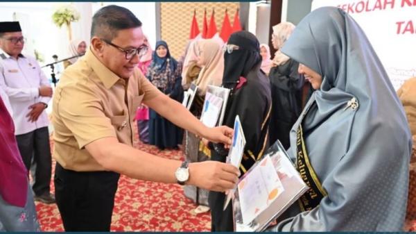 Bukittinggi Konsisten Perkuat Ketahanan Keluarga Lewat Sekolah Keluarga Gemilang