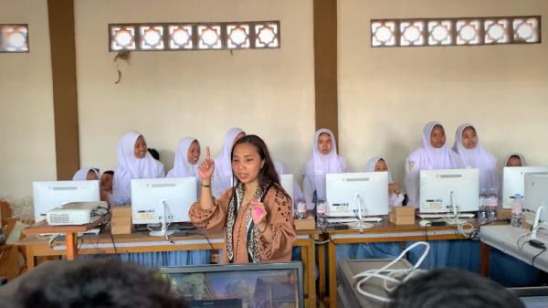 Tak Cukup Andalkan Nilai dan Ijazah, Siswa SMK di Bangkalan Dibekali Cara Bangun Personal Branding