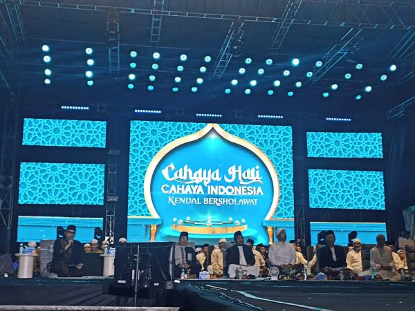Cahaya Hati Cahaya Indonesia iNews Tutup Rangkaian Hari Jadi ke-421 Kabupaten Kendal