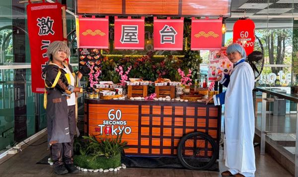Sensasi Street Food Tokyo Hadir di Sidoarjo, Lengkap dengan Cosplayer Jepang