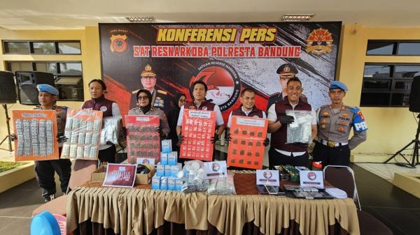 Polresta Bandung Ringkus 116 Tersangka Narkoba dan Sita Jutaan Butir Obat Ilegal Selama 2 Bulan