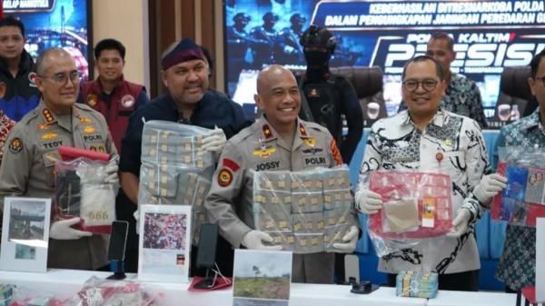 Ringkus Bandar Sabu di Paser, Polda Kaltim Sita Uang Miliaran dan Belasan Hektare Kebun Sawit