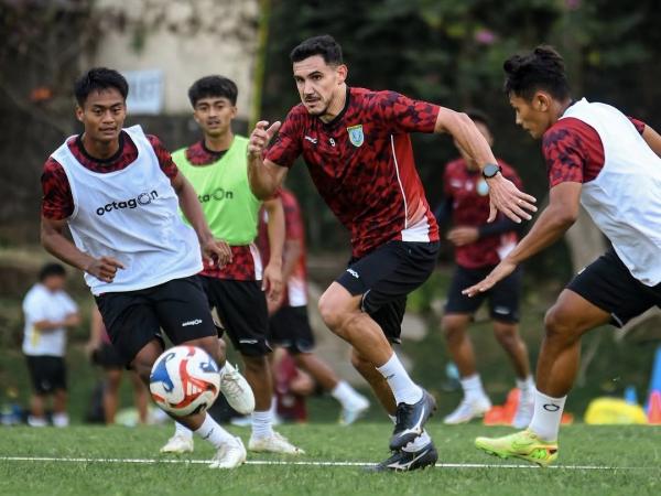 Jelang Musim Baru, Persela Boyong Seluruh Skuad ke Batu untuk Pemusatan Latihan