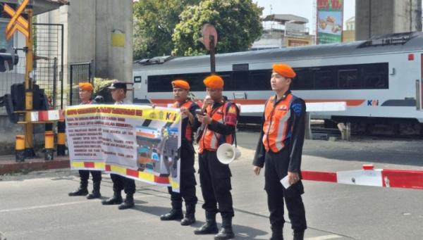 header img