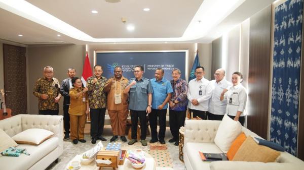 Sorong Menuju Hub Ekspor Timur Indonesia, Gubernur PBD Tawarkan Cetak Biru Rp1,5 Triliun ke Mendag