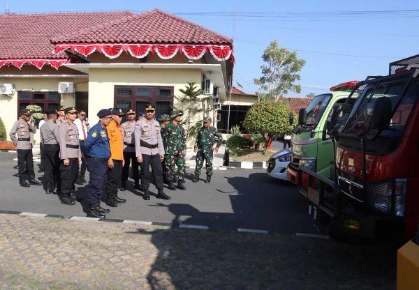 Polres Kebumen Siaga Hadapi Karhutla, BPBD Mulai Salurkan Air Bersih ke 11 Desa