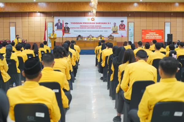 97 Mahasiswa Unigoro Resmi Sandang Gelar Sarjana Hukum, Simak Daftar Lulusan Terbaik
