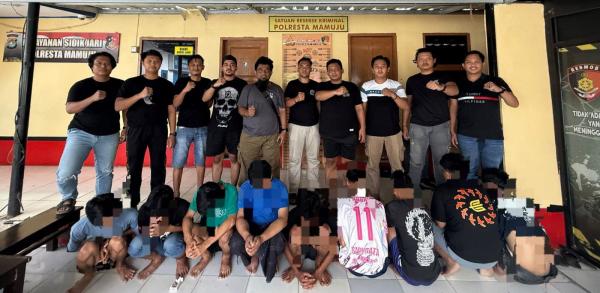 Polisi Tahan 15 Pria Terduga Pelaku Pemerkosaan Gadis 15 Tahun di Mamuju hingga Hamil 3 Bulan
