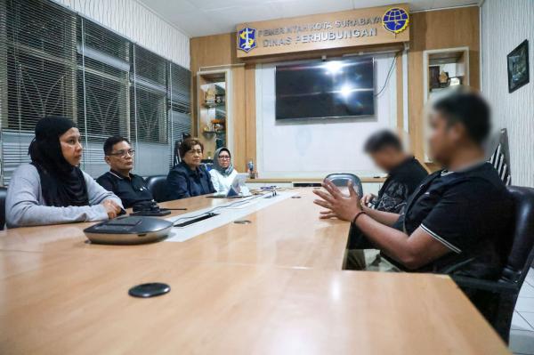 Dua Oknum Pemkot Surabaya Dipecat, Diduga Jual Janji Loker Rp20 Juta
