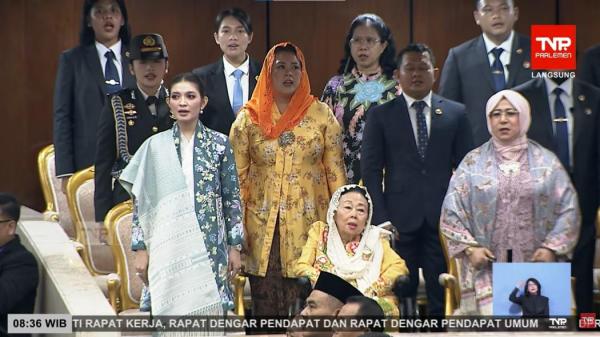Pesona Elegan Selvi Ananda di Sidang Tahunan MPR 2026, Intip Penampilannya
