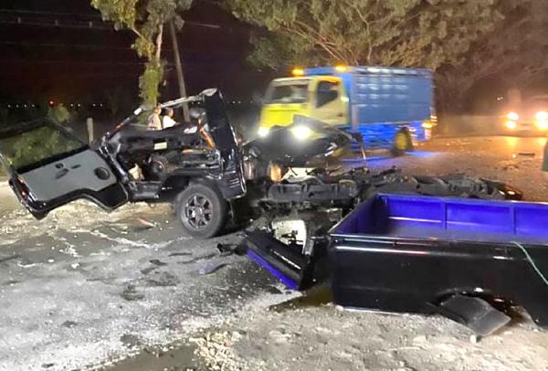 Kecelakaan Maut di Jalan Bojonegoro-Cepu, Truk Hendak Mendahului Malah Tabrak Pikap, 1 Korban Tewas