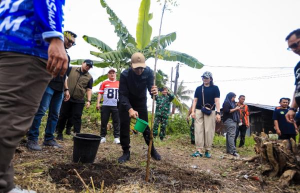 Menyambut Kemerdekaan RI, Rico Waas Gelar Gotong Royong Massal di 21 Kecamatan Hingga Serap Aspirasi