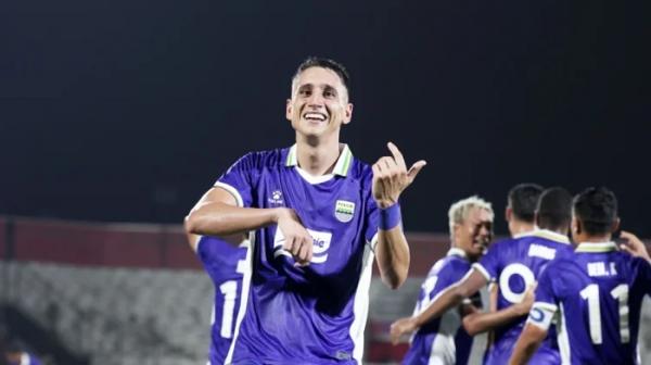 Nostalgia PES 6! Selebrasi Luka Menalo di Persib Ternyata Punya Cerita Tak Terduga