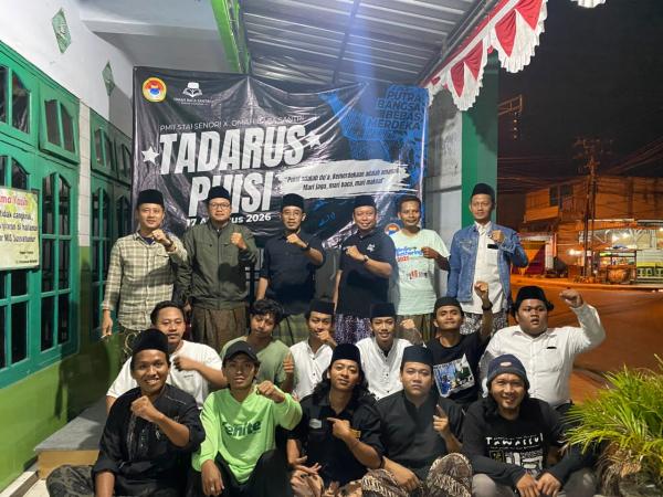 Ruang Literasi Terbuka di Senori, Tuban, Rayakan Kemerdekaan RI ke 81 lewat Tadarus Puisi