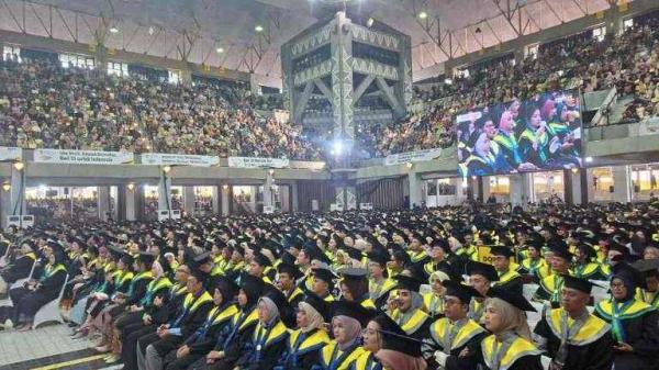 Wisuda UI Tembus 10.000 Orang, Pertama Kali Dalam Sejarah