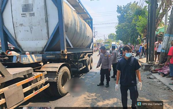Nenek 85 Tahun Meninggal di Bawah Kolong Truk Usai Motor Menyalip dari Kiri di Baureno Bojonegoro