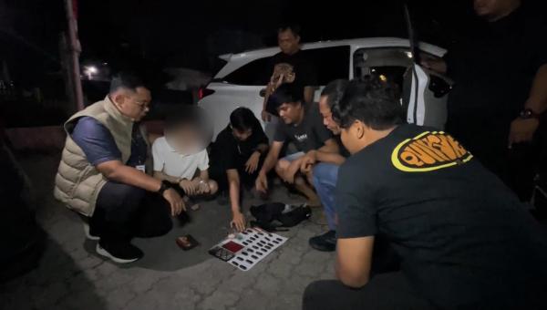 Bisnis Haram Pasangan Sejoli: Impor Vape Narkoba dari Malaysia, Berakhir di Sel Polrestabes Medan