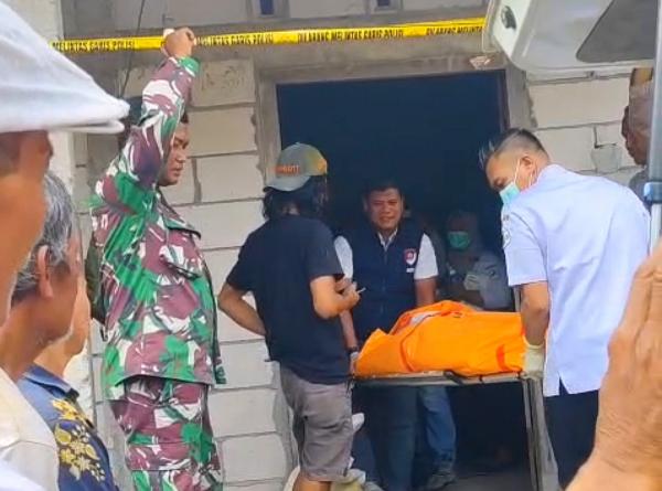 Diduga Dipukul Paving Anak Kandung, Perempuan 60 Tahun di Bojonegoro Meninggal Dunia