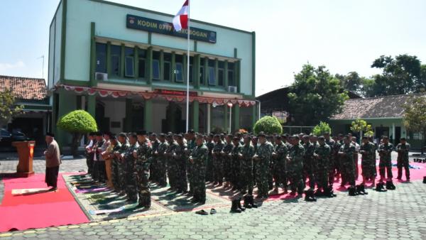 Khotib Salat Istisqa Kodim 0717 Grobogan: Kekeringan Teguran Allah karena Kita Lalai Merawat Bumi