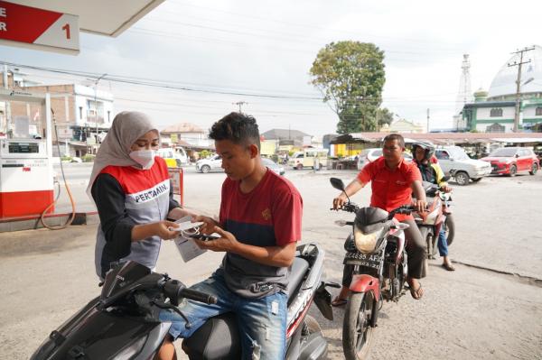 Tanggap Darurat Sinabung: Pertamina Patra Niaga Pasok Masker ke Pemukiman hingga SPBU di Berastagi