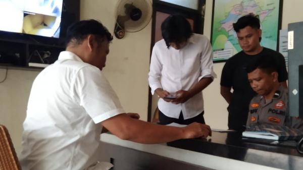 Diserang di Medsos, Warga Parittiga Laporkan Pemilik Akun ke Polsek