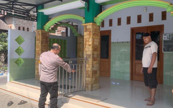 Lagi! Pencurian Kotak Amal Menyasar Masjid di Kelurahan Mangunsuman Ponorogo hingga Viral