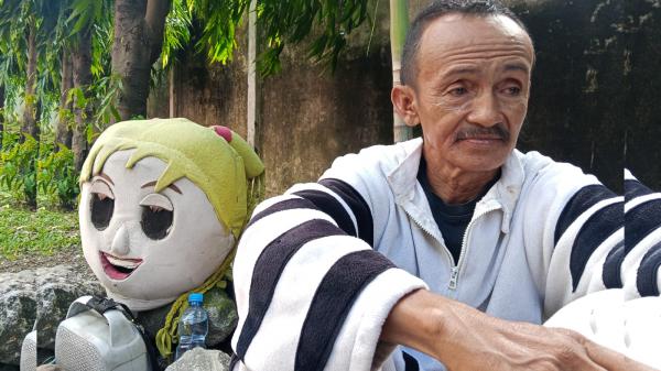 Bertahan dalam Sakit, Pengorbanan Tengku Zamansyah Menjadi Badut Demi Pendidikan Anak