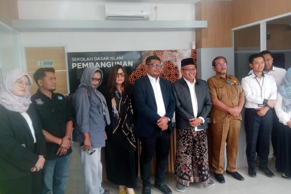 Komnas Perlindungan Anak Turun Tangan, Konflik Yayasan-UIN Memanas: Jangan Korbankan Siswa!